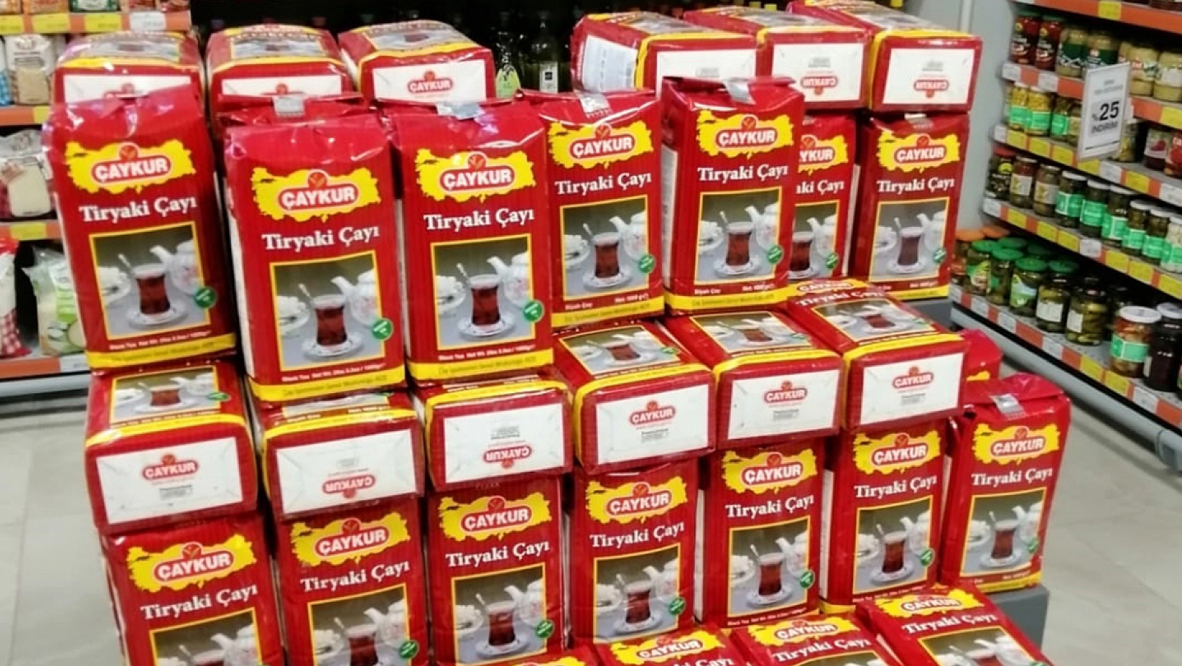 Elazığ'ın ünlü marketi haftalık indirimleri duyurdu: 1 alana 1 bedava devri devam ediyor