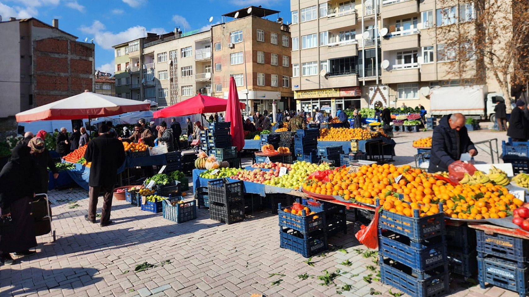 Elazığ'da 2024'ün son pazarı