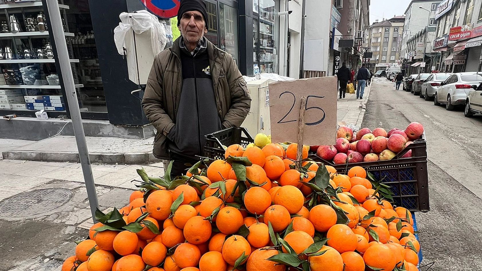 Elazığ'da kilosu 25 liraya düştü satıcılar umduğunu bulamadı