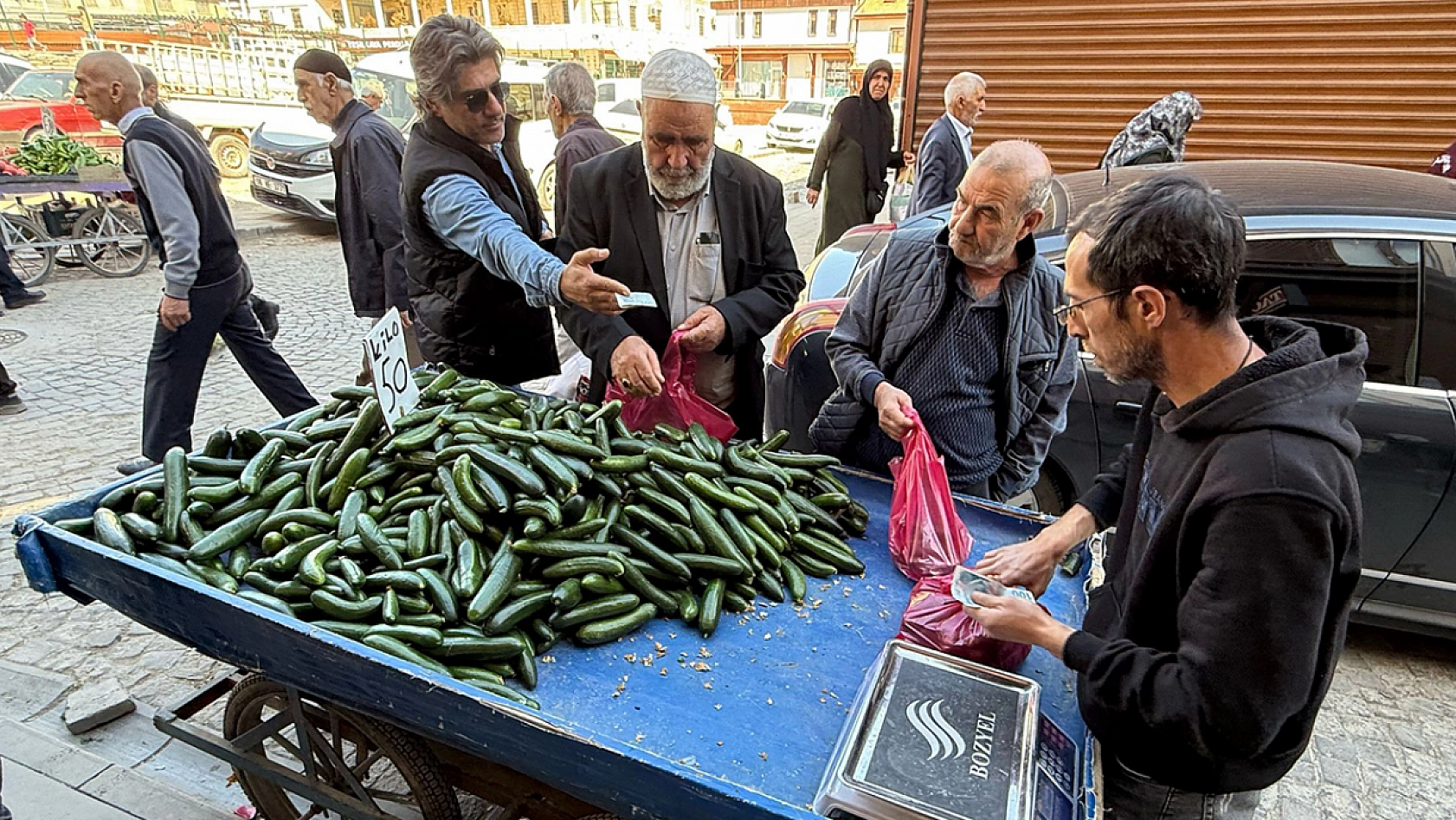 Elazığ'da fiyatını gören, satın almak için sıraya girdi!