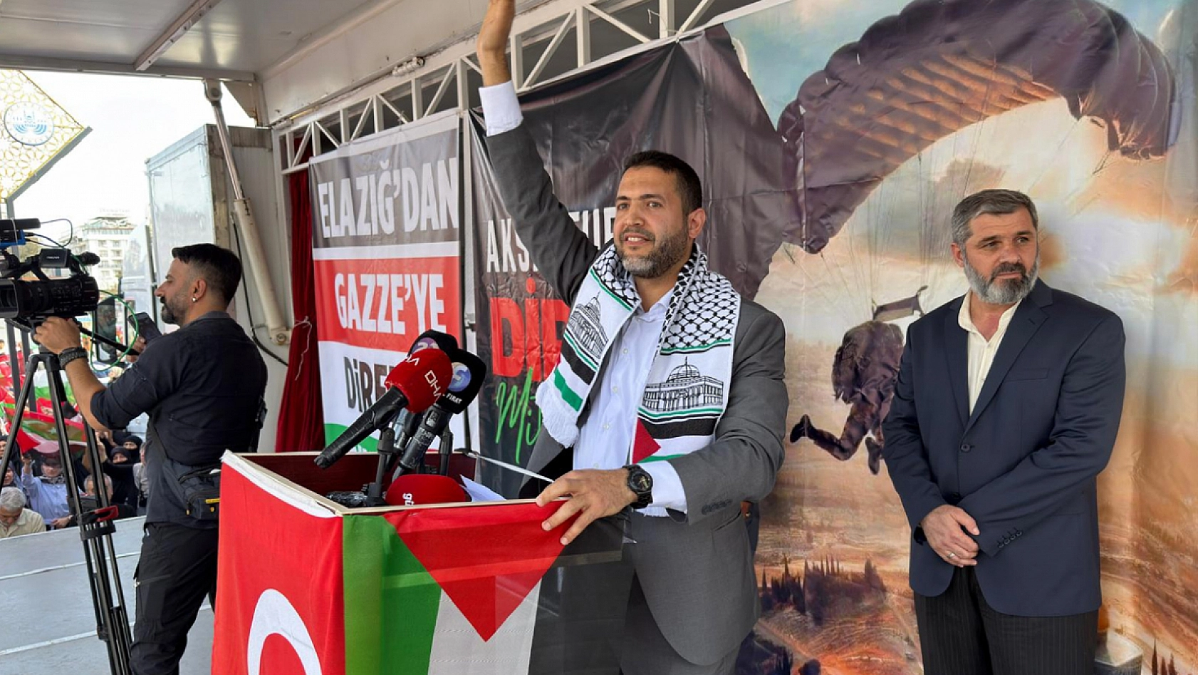 Elazığ'da yüzlerce kişi Gazze için yürüdü