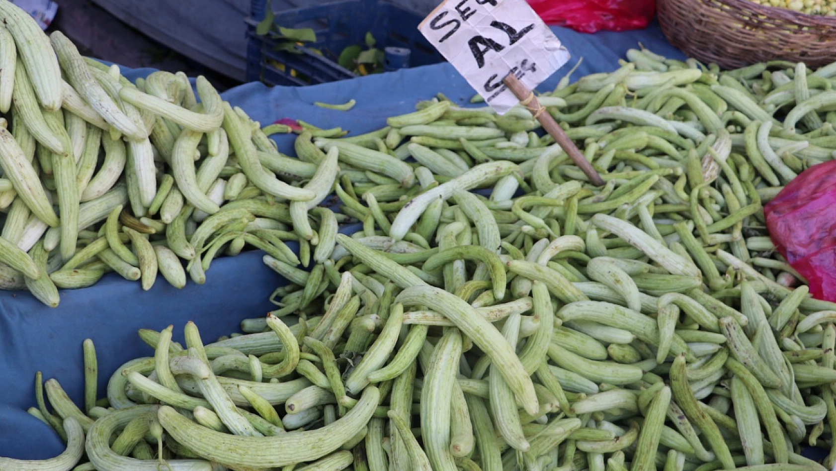 Elazığ'da kış hazırlıkları hız kesmeden devam ediyor