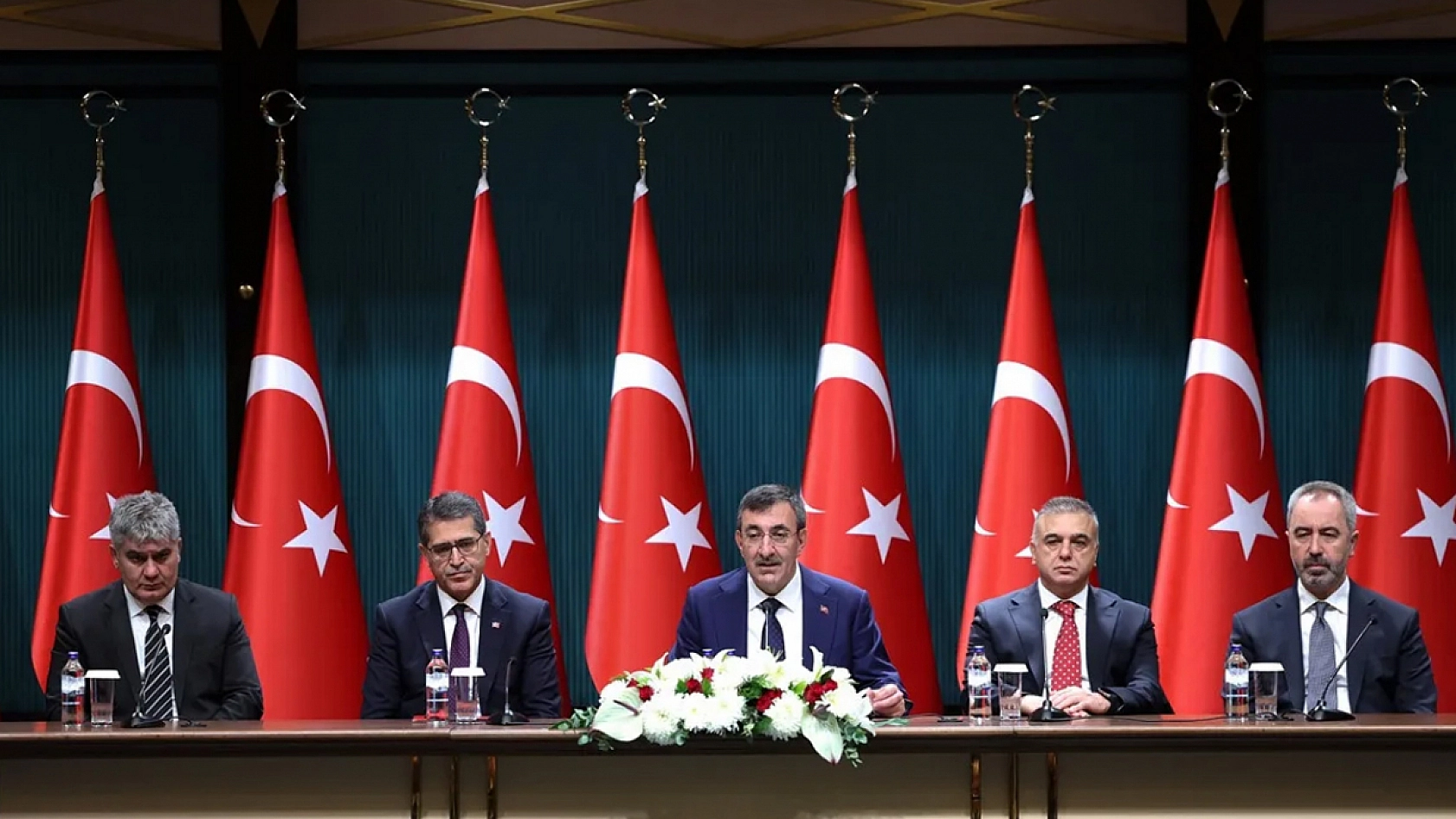 2026 yılı merkezi yönetim bütçesi TBMM'ye sunuldu