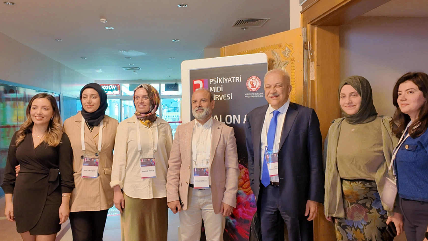 Elazığ'da 300'den fazla uzmanın katılımıyla psikiyatri zirvesi gerçekleştirildi