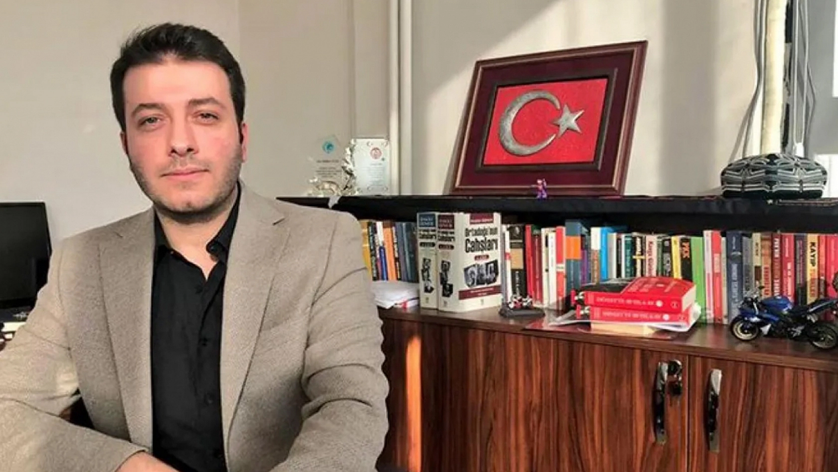 İBB soruşturmasında 6 gazeteciye sabah operasyonu