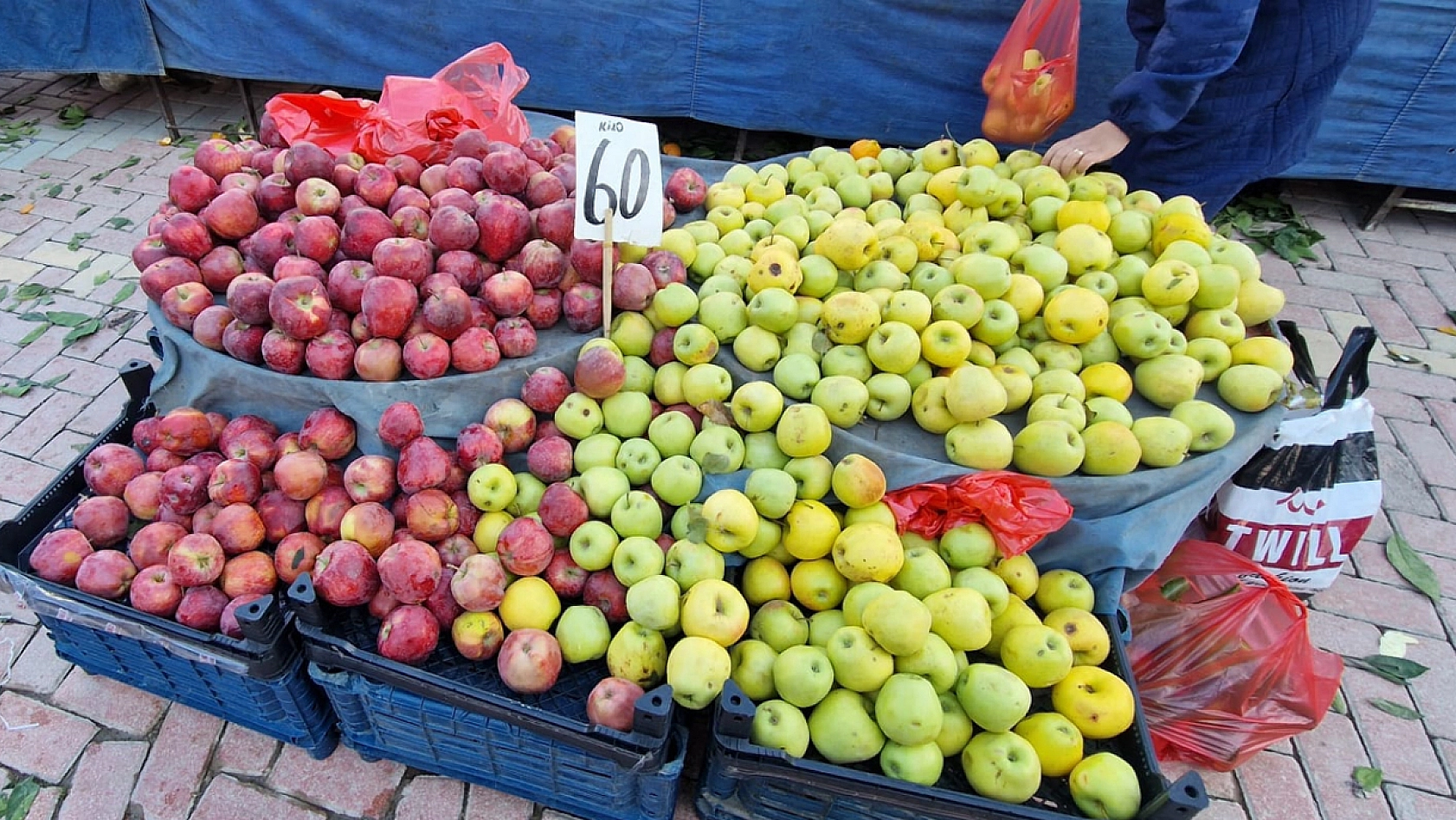Elazığ'da kışın vazgeçilmezi: Vitamin deposu meyveler