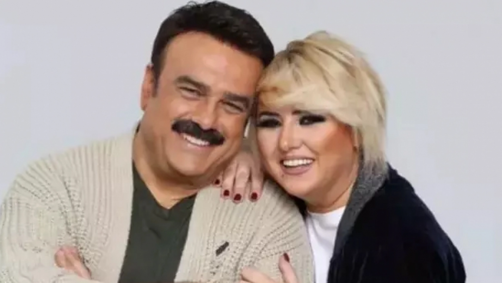 Elazığlı Ünlü şarkıcı Bülent Serttaş adeta eridi