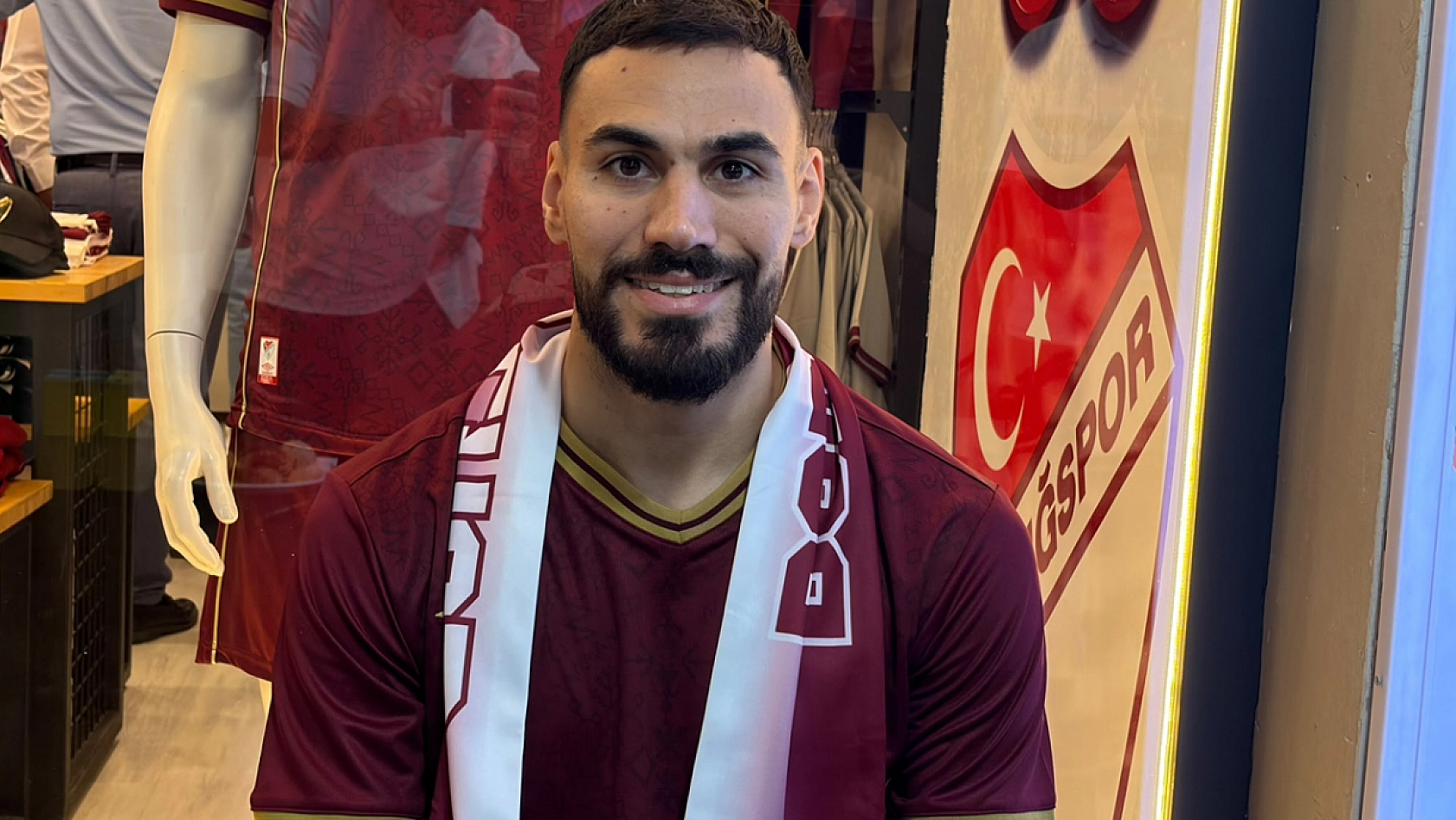 Barış Ekincier, Elazığspor Store'da taraftarlarla buluştu