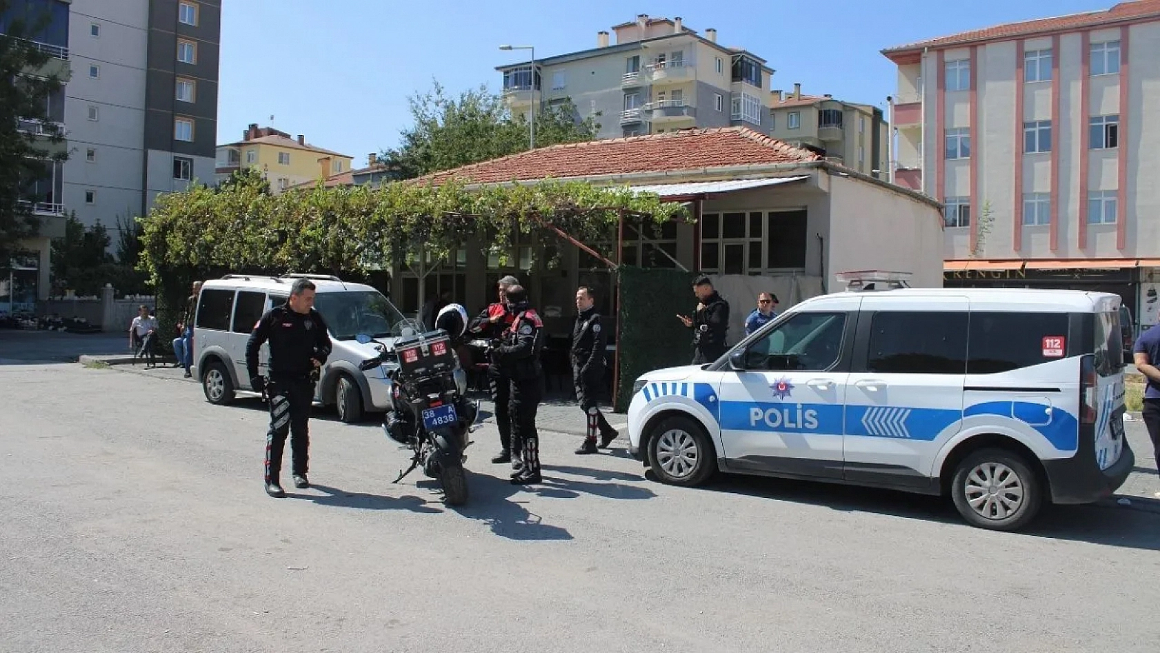 Kıraathanede çıkan kavga kanlı bitti