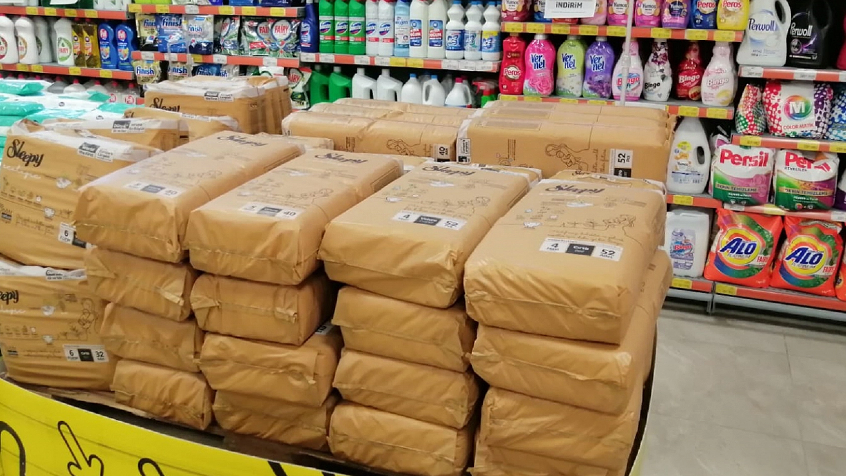 1 alana 1 bedava devri başladı! Elazığ'ın indirimleriyle ünlü marketi haftalık indirimleri duyurdu