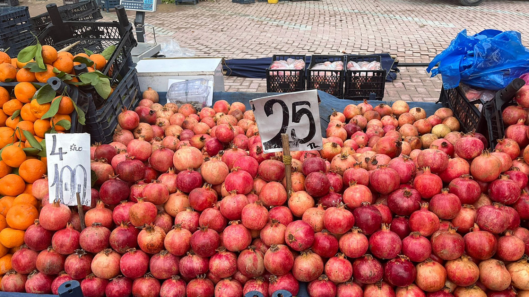 Elazığ pazarlarına vuran soğuk mu, ekonomi mi?