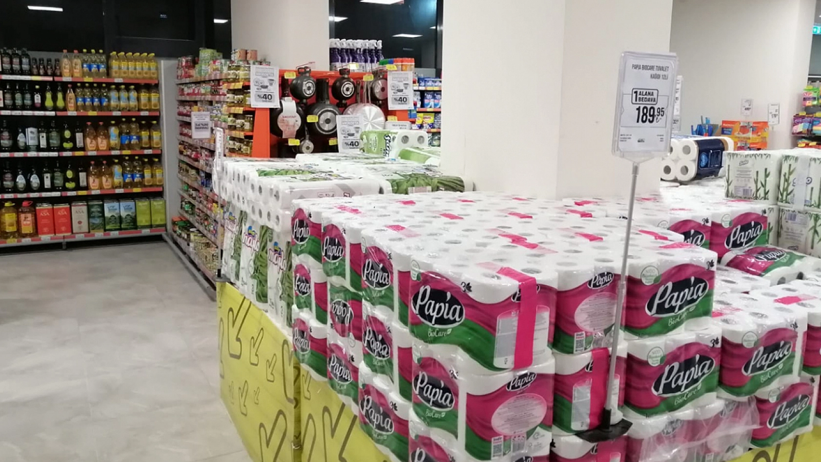 Elazığ'ın marketinden anneler günü ve bahar temizliği indirimleri