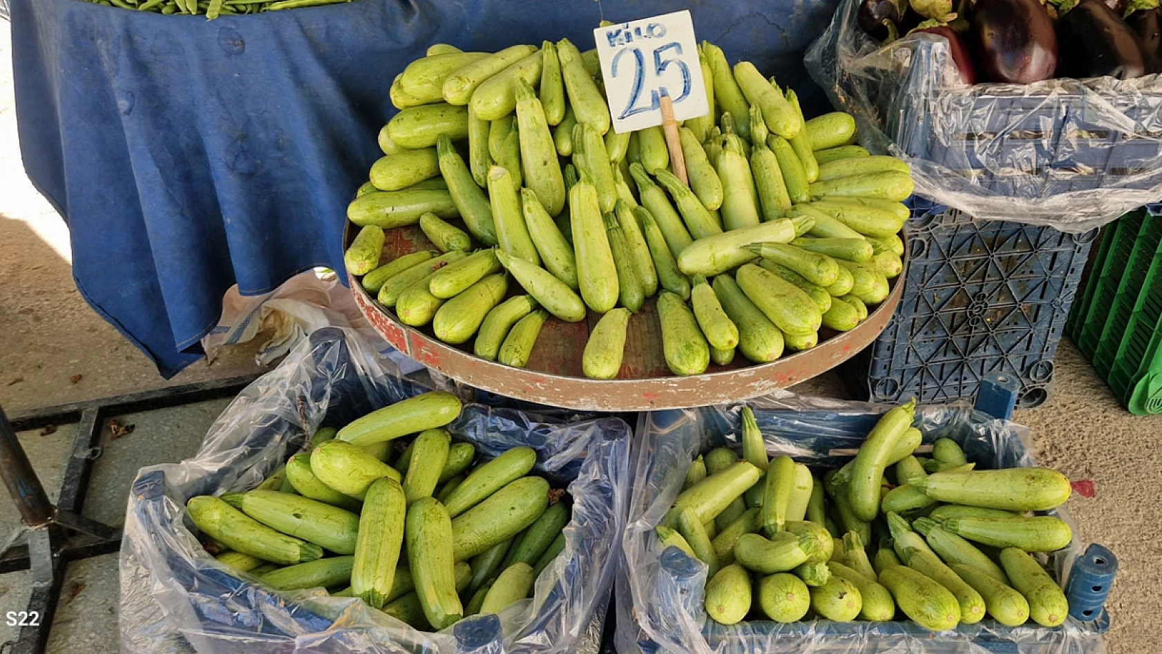 Elazığ'da pazar fiyatları: Pazarcılar memnun, vatandaşlar ikiye bölündü