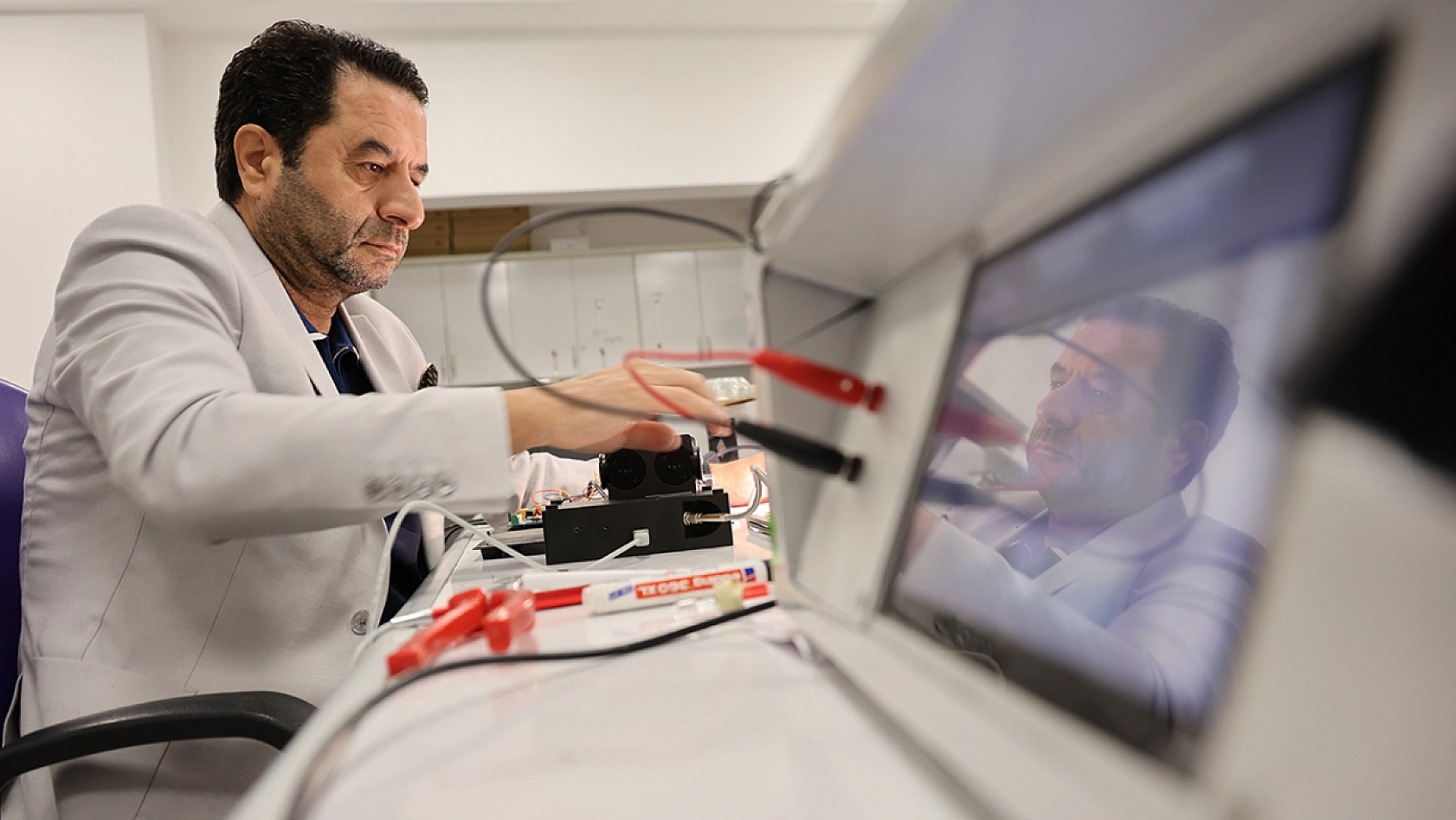 Fırat Üniversitesi'nden dünyada ilk: Einstein'ın teorisi kanıtlandı