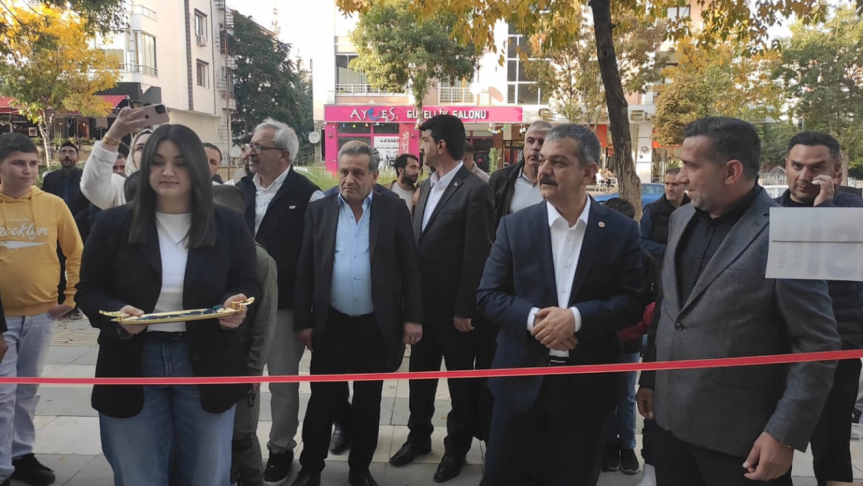 Biberzade Elazığ'da hizmete girdi: 20 çeşit suşi çiğköfte ile Elazığ'da bir ilk!