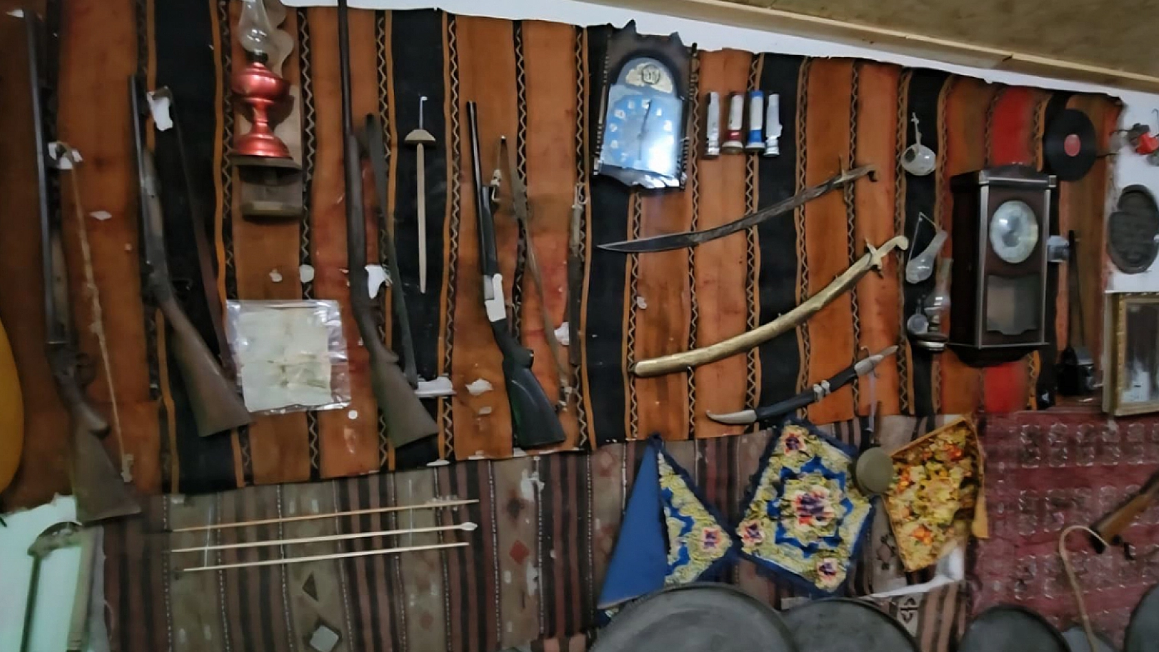 Malatya'da 25 yıllık tutku: Erdin Tırnaksız geçmişi antikalarla yaşatıyor