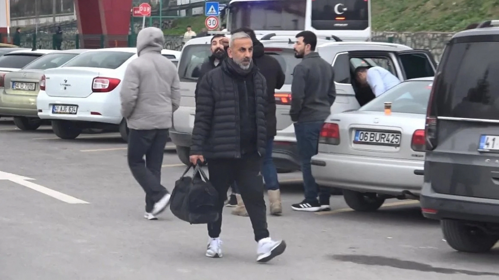 11. Yargı Paketi'nin kabul edildi:  Tahliyeler başladı