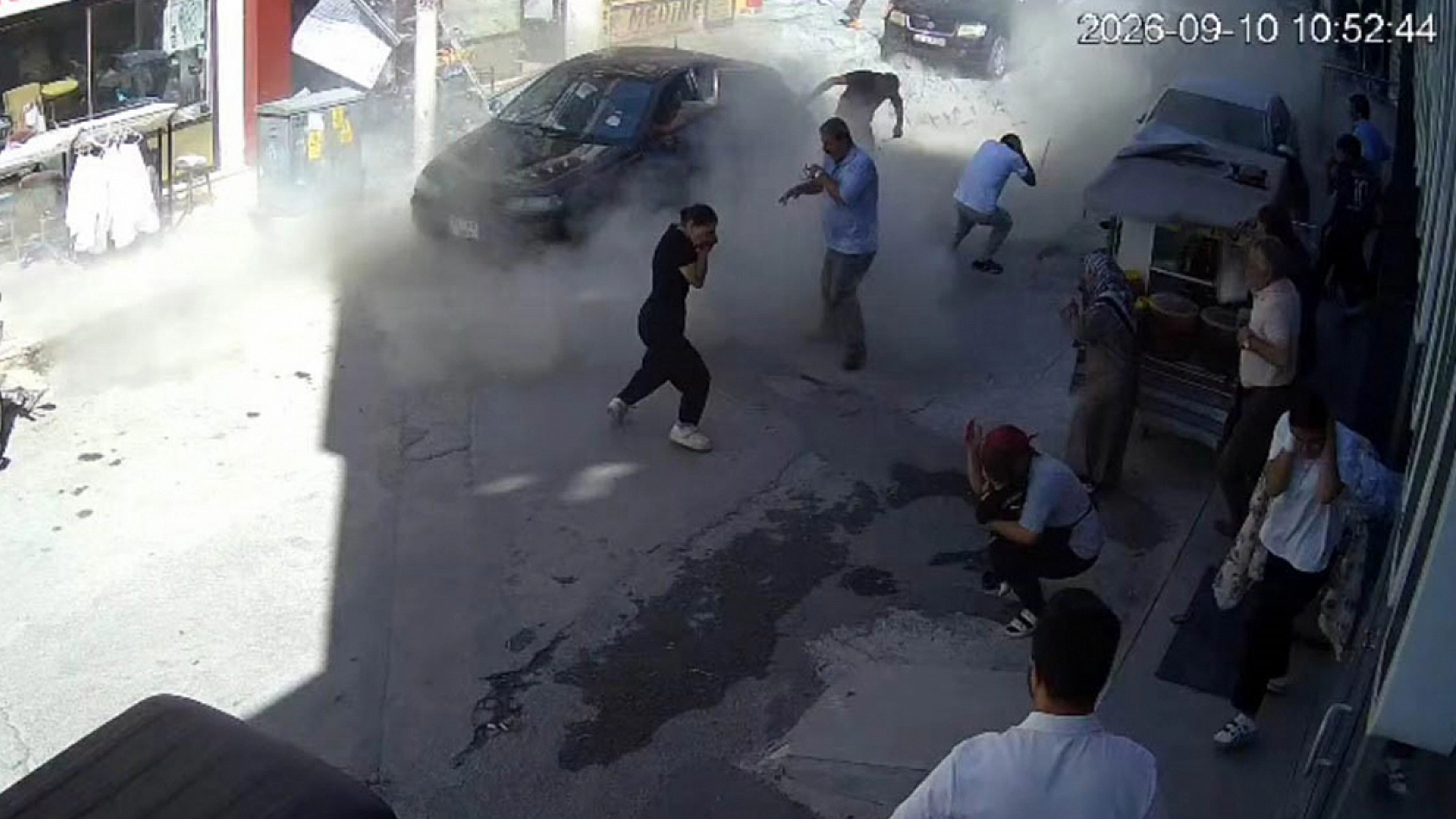 Konya'da iş yerinde tüp patladı: Ortalık savaş alanına döndü