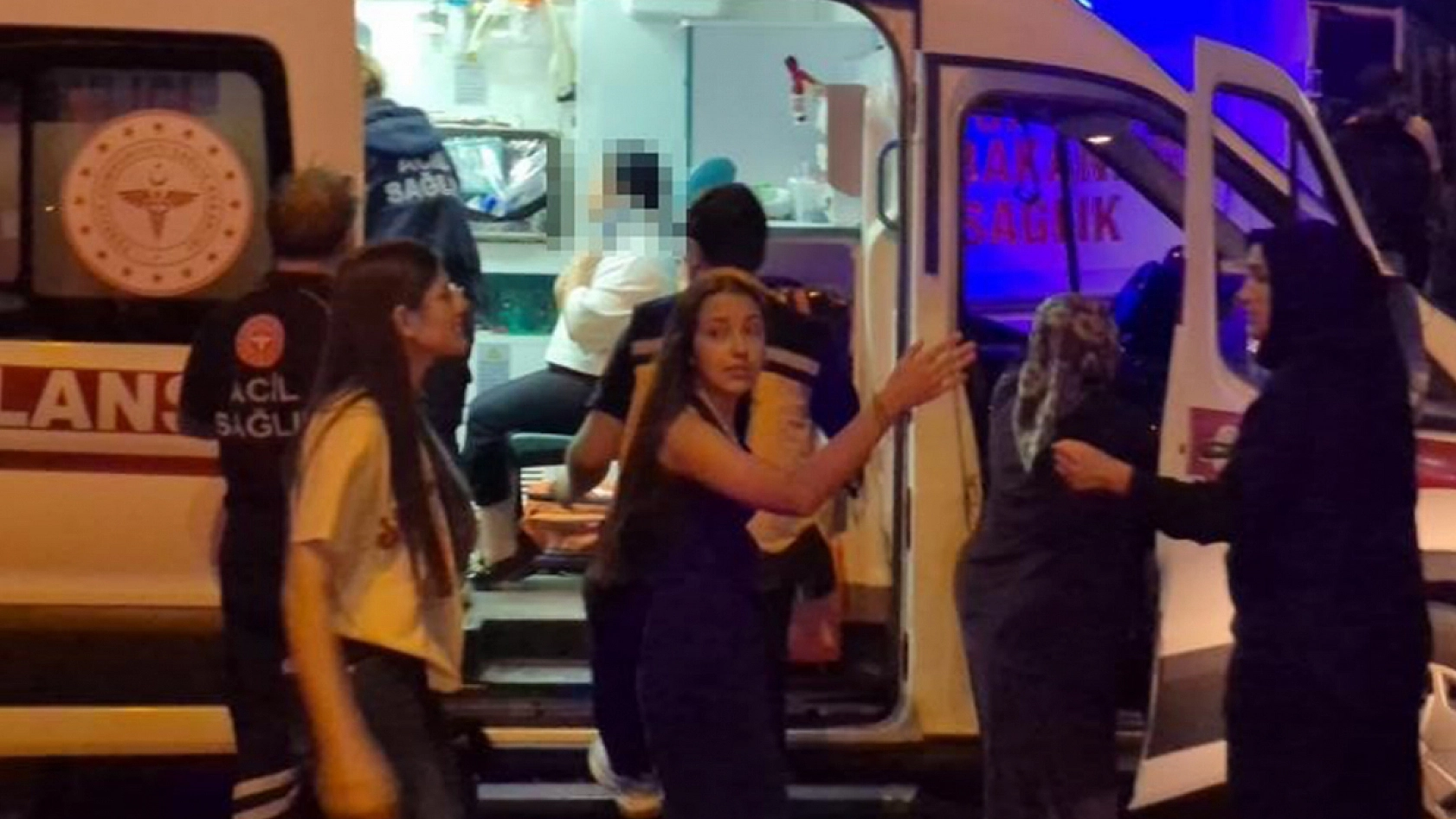 Düğün dönüşü can pazarı: 3'ü çocuk 21 yaralı