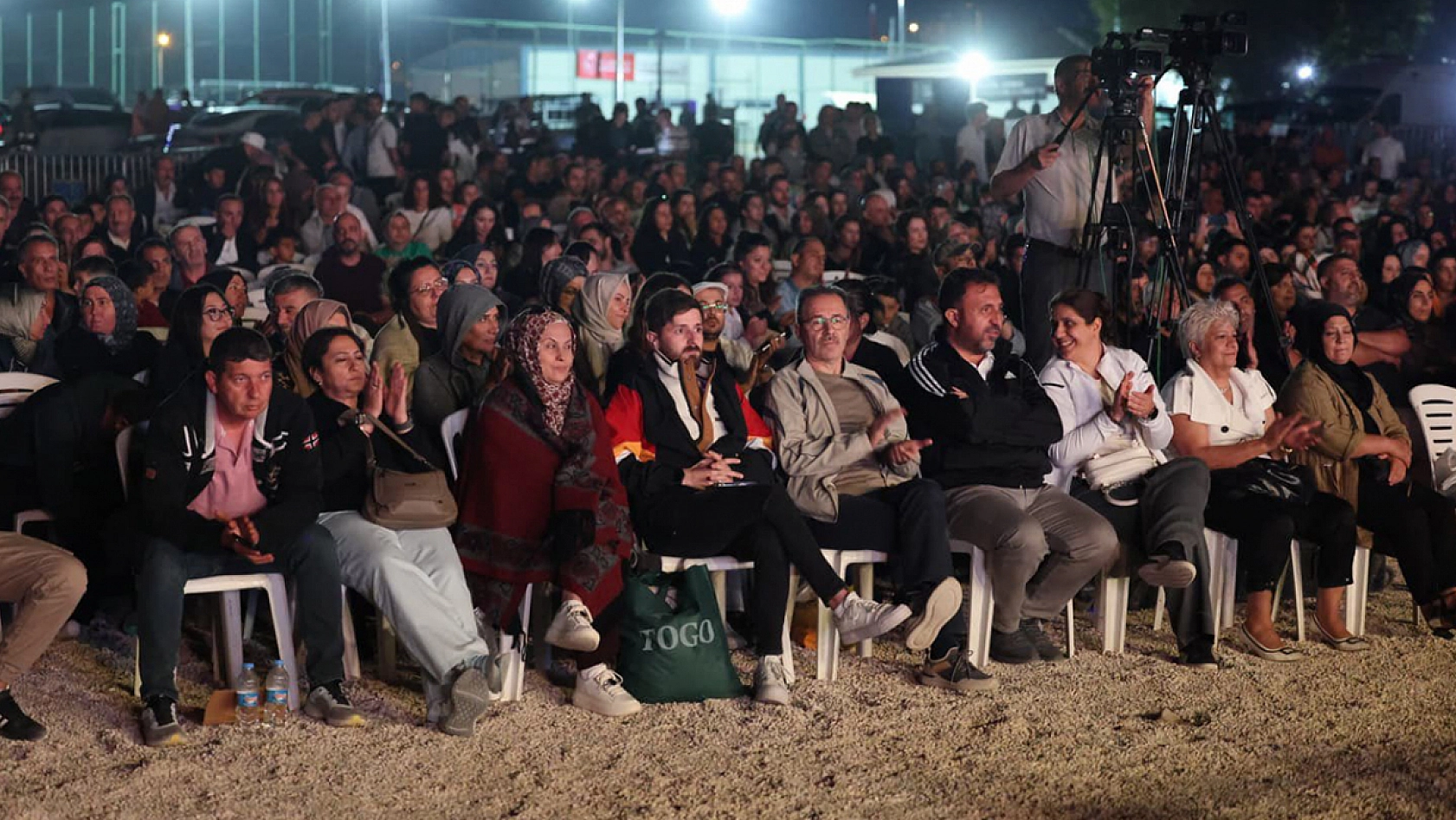 Hazar'da şiir ve sanat rüzgarı