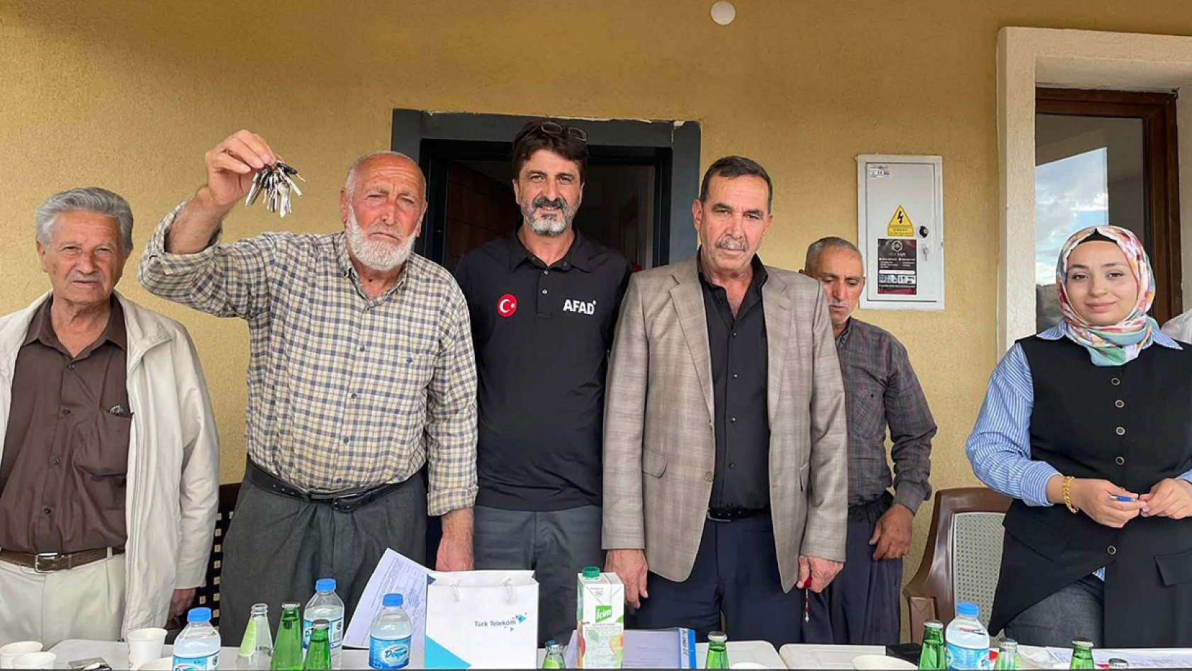 Hak sahipleri yeni yuvalarına kavuşuyor