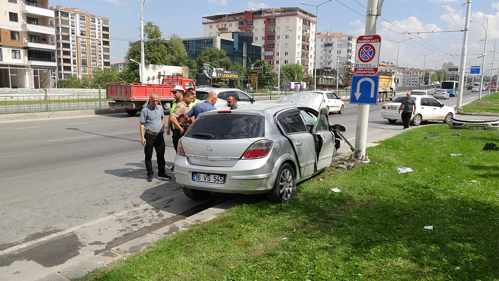 Korkutan kaza: 2'si çocuk 4 yaralı