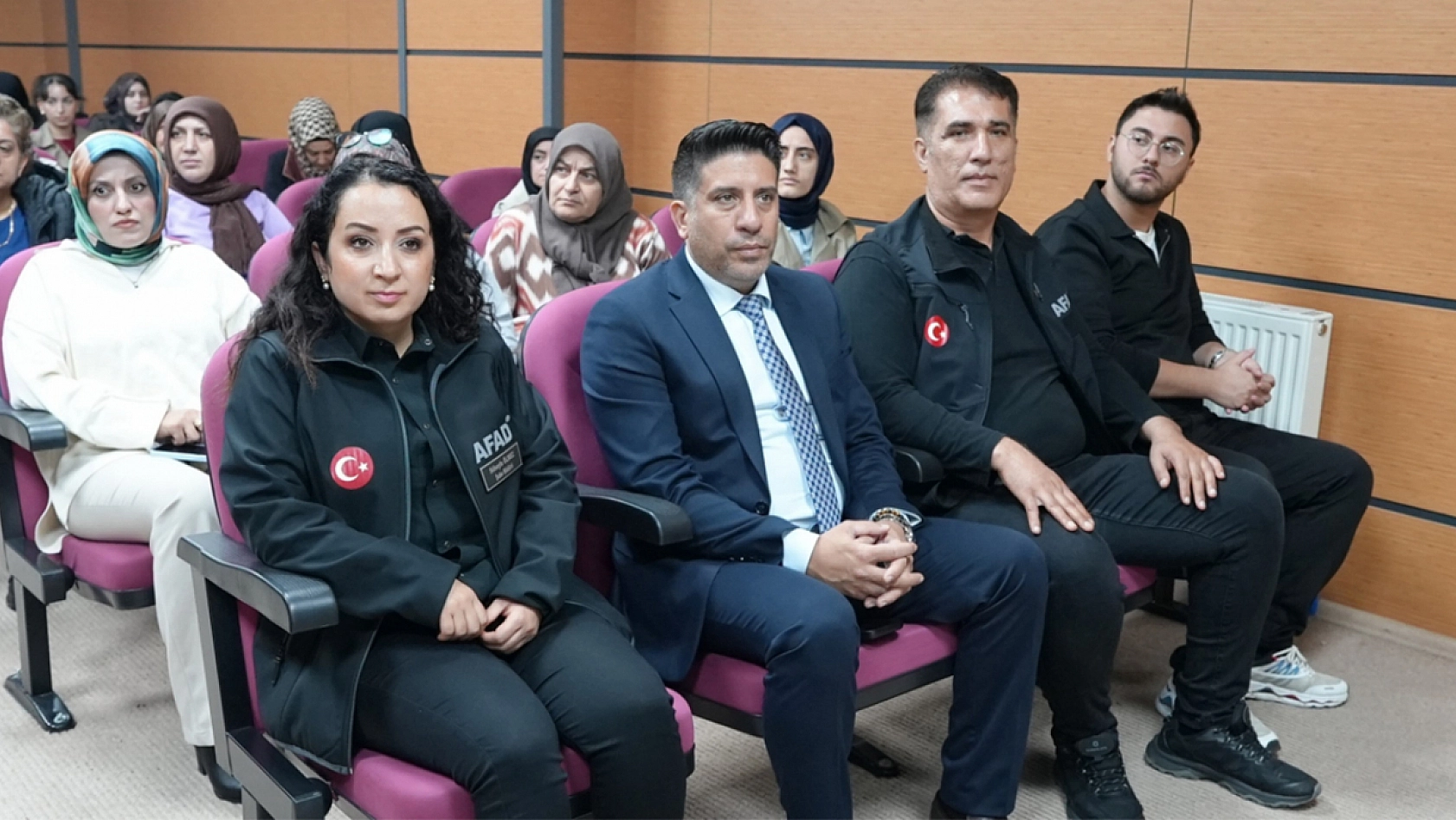 Elazığ Belediyesi'nden öğrencilere afet farkındalık eğitimi