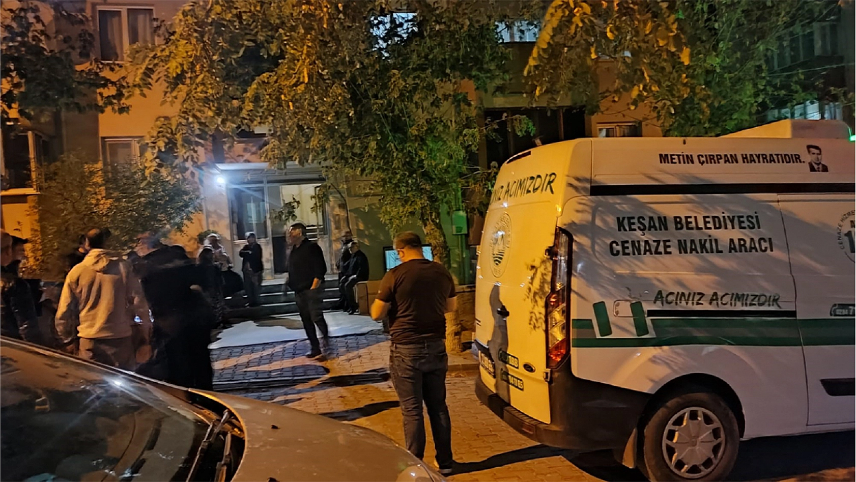58 Yaşındaki adam evinde ölü bulundu: kapıyı açan polis hareketsiz bedenle karşılaştı