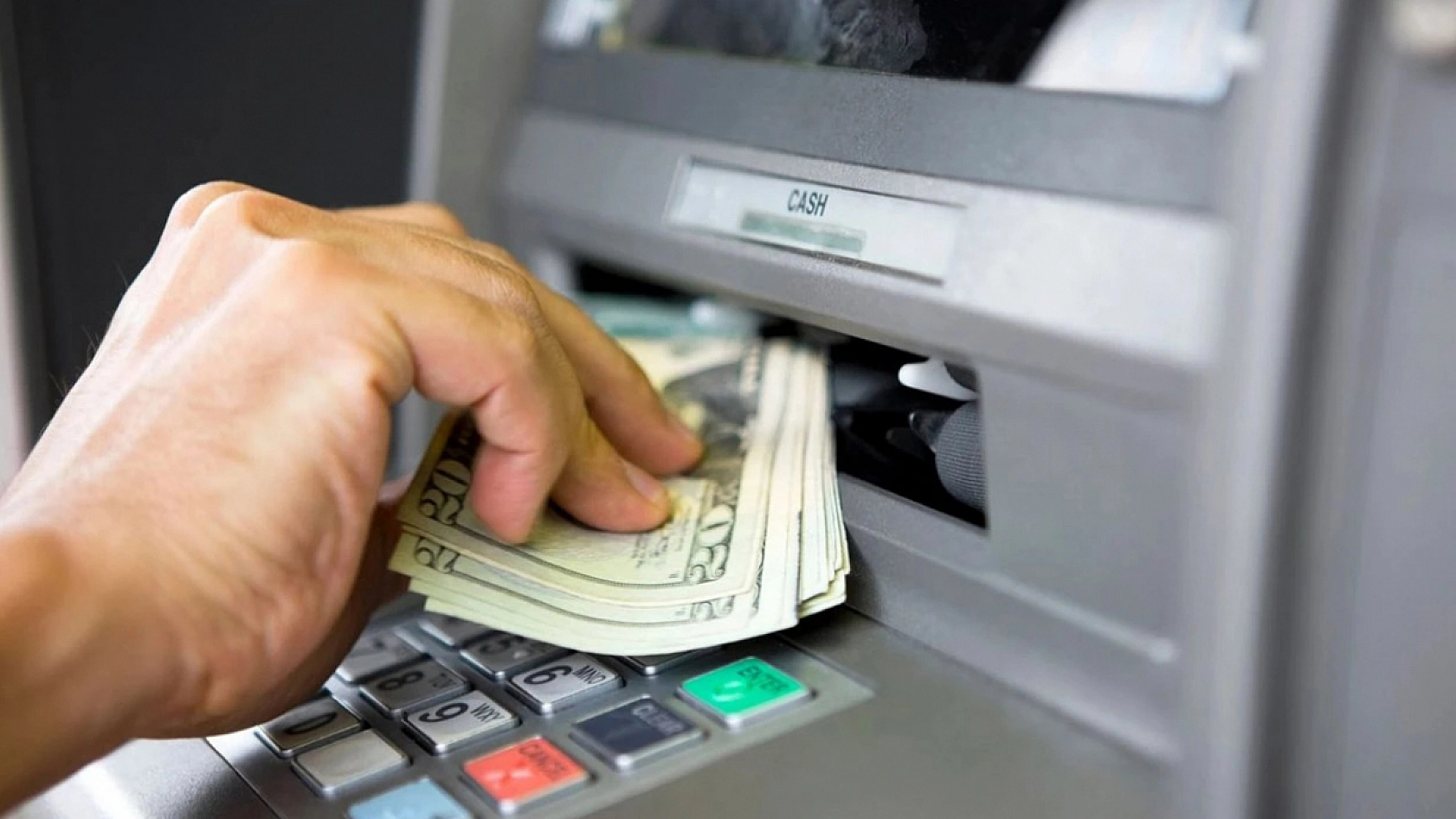 Elazığ ATM'lerinde neler oluyor? Kendi paranızı çekemiyorsunuz!