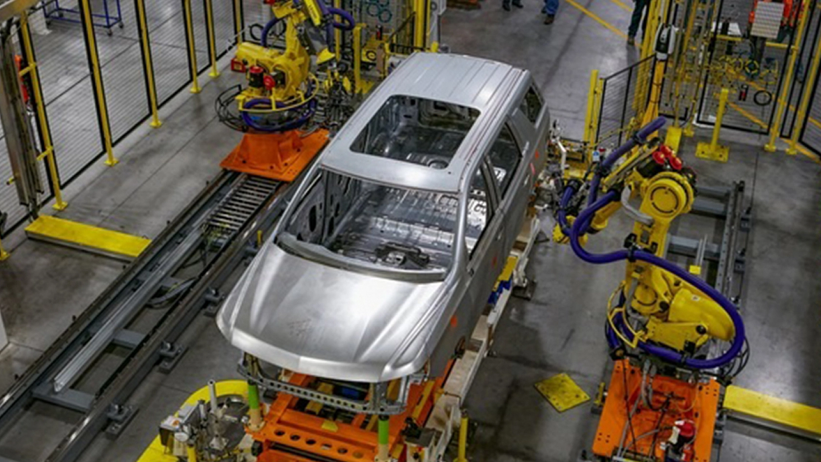 Bakan Kacır 'Üretim üssüyüz' dedi: Yeni fabrika açılacak