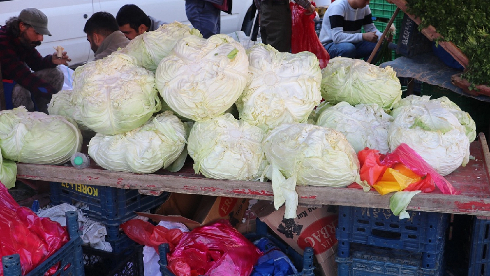 Elazığ'da kış hazırlıkları hız kesmeden devam ediyor