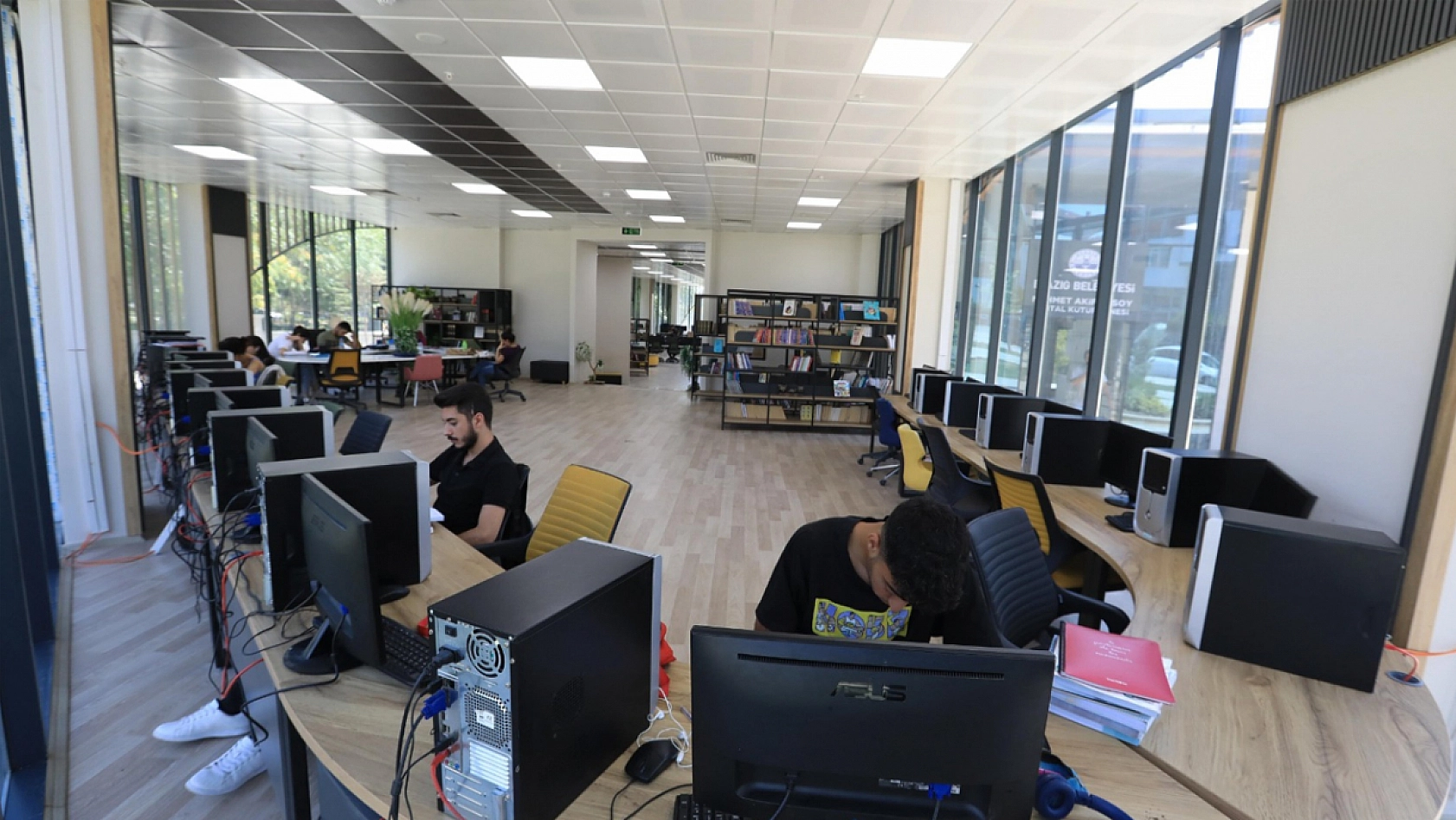 Elazığ Belediyesi bünyesinde hizmet veren kütüphaneler yoğun ilgi görüyor