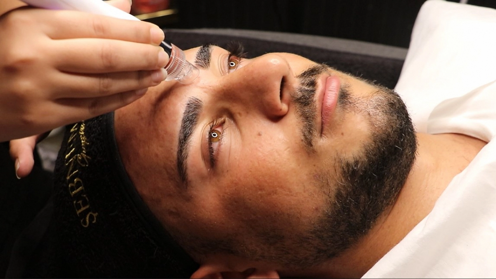 Doğru cilt bakımı nasıl yapılır? Uzmanından detaylar