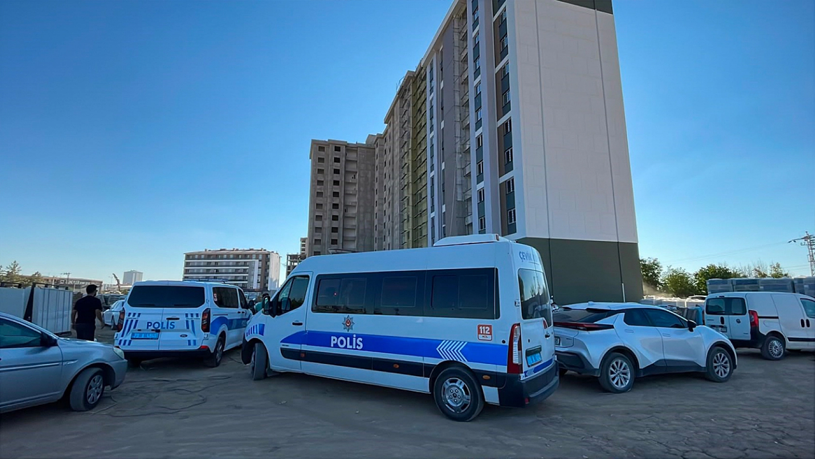 12'nci Kattan Asansör Boşluğuna Düşen İnşaat İşçisi Hayatını Kaybetti