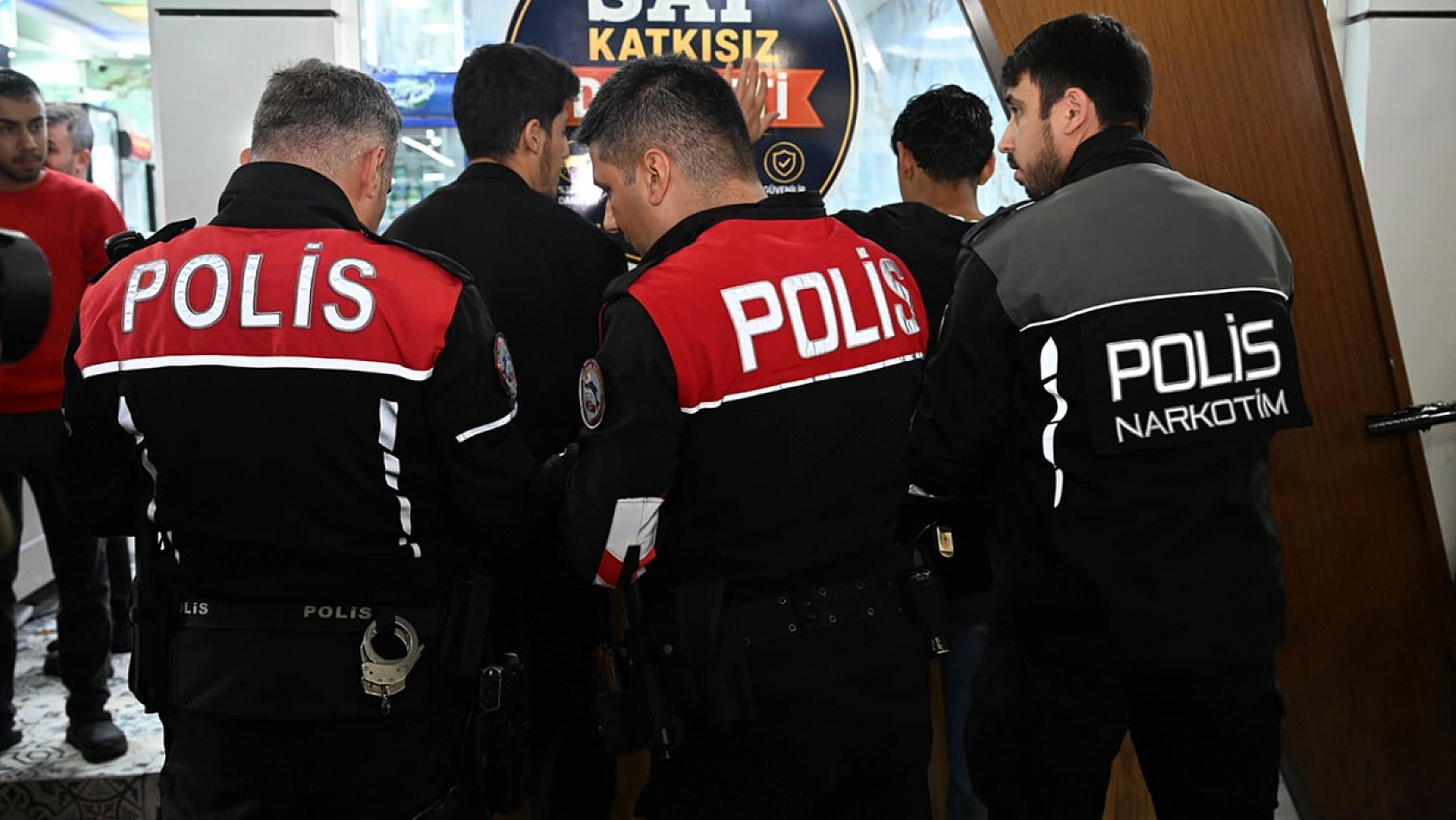 Elazığ emniyeti sahada, denetimler aralıksız sürüyor