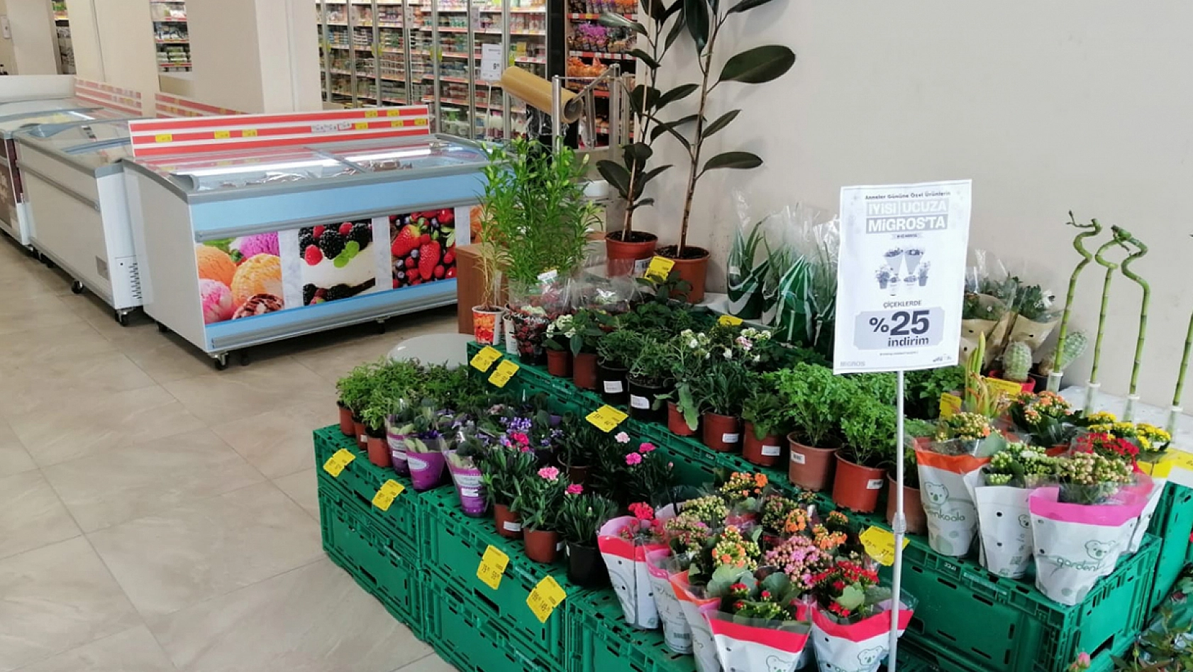 Elazığ'ın marketinden anneler günü ve bahar temizliği indirimleri