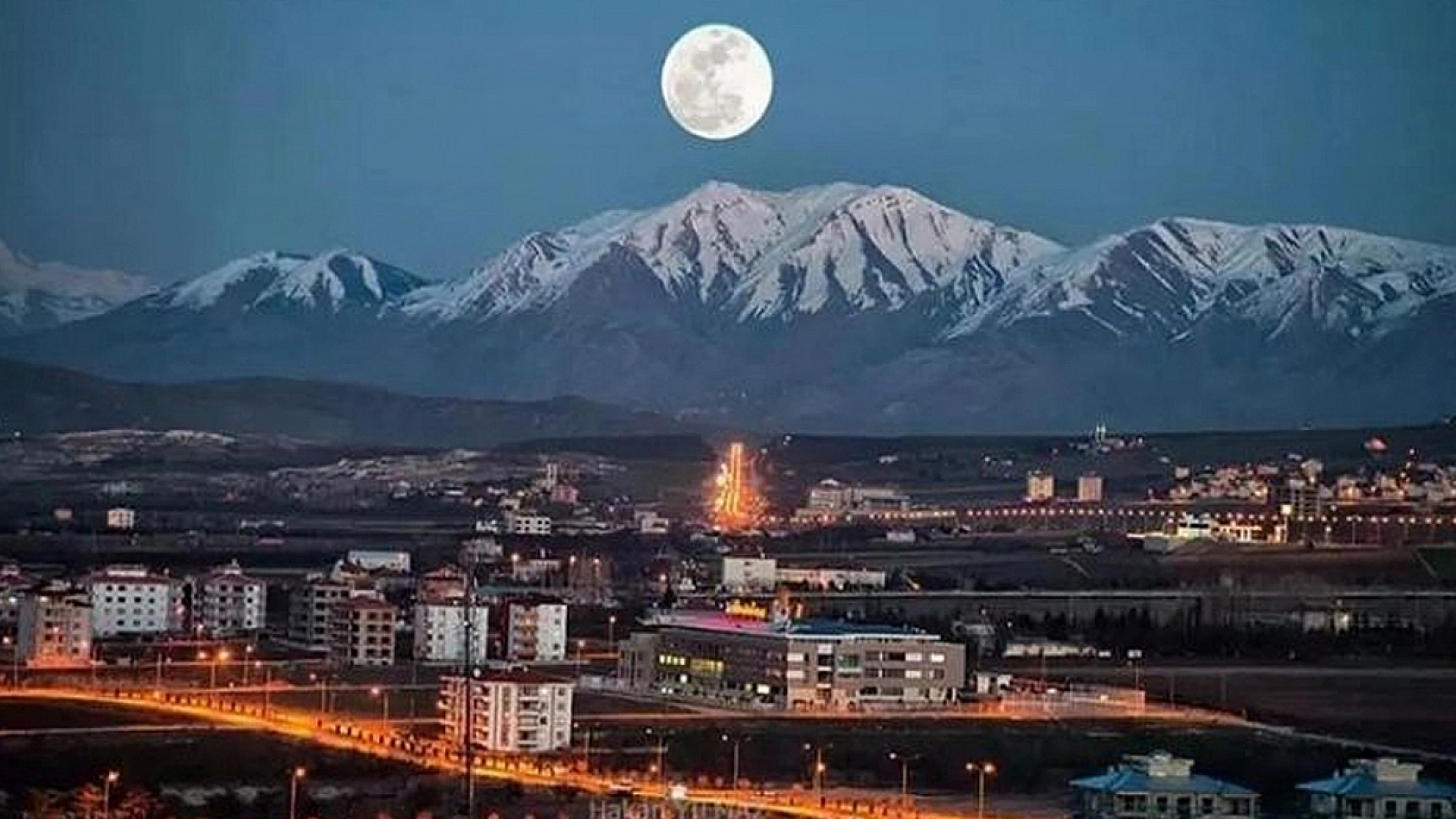 Elazığ'da yaz bitmeden gezilecek turistik duraklar