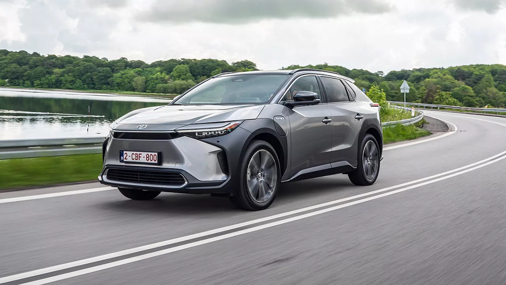 Toyota'dan elektrikli araçta devrim