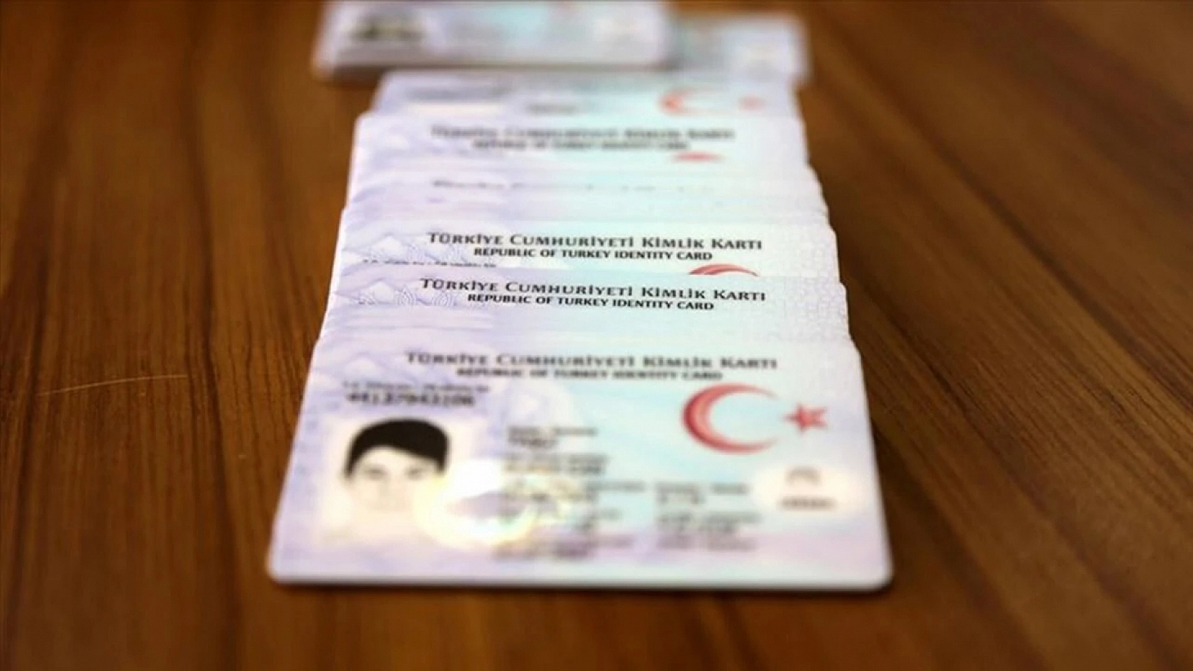 Kimlik kartlarında yeni dönem! Türkiye genelinde geçerli olacak
