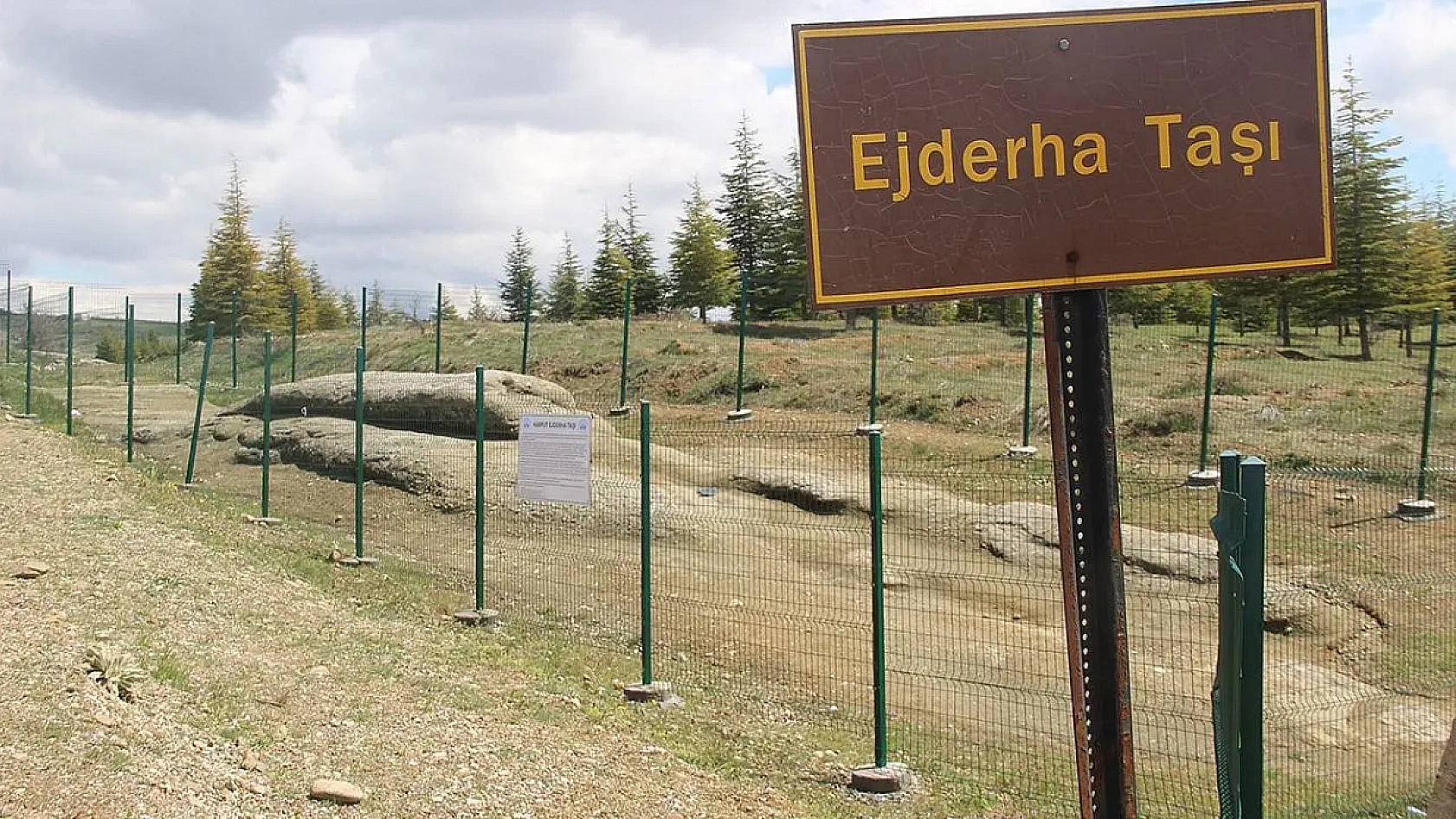 Elazığ'da Bu Hikayeyi Okuyan 3 Gün Uyuyamıyor: Hâlâ Yerinde Duruyor