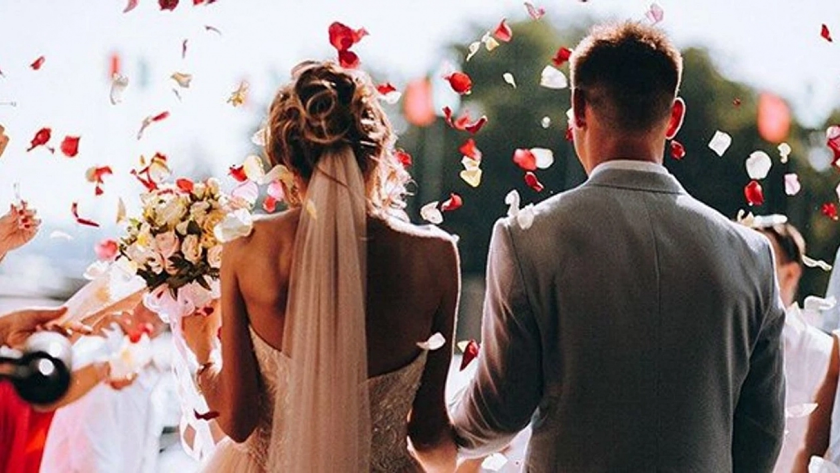 Yeni evleneceklere faizsiz kredi başvurusu nasıl yapılır? Şartlar neler?