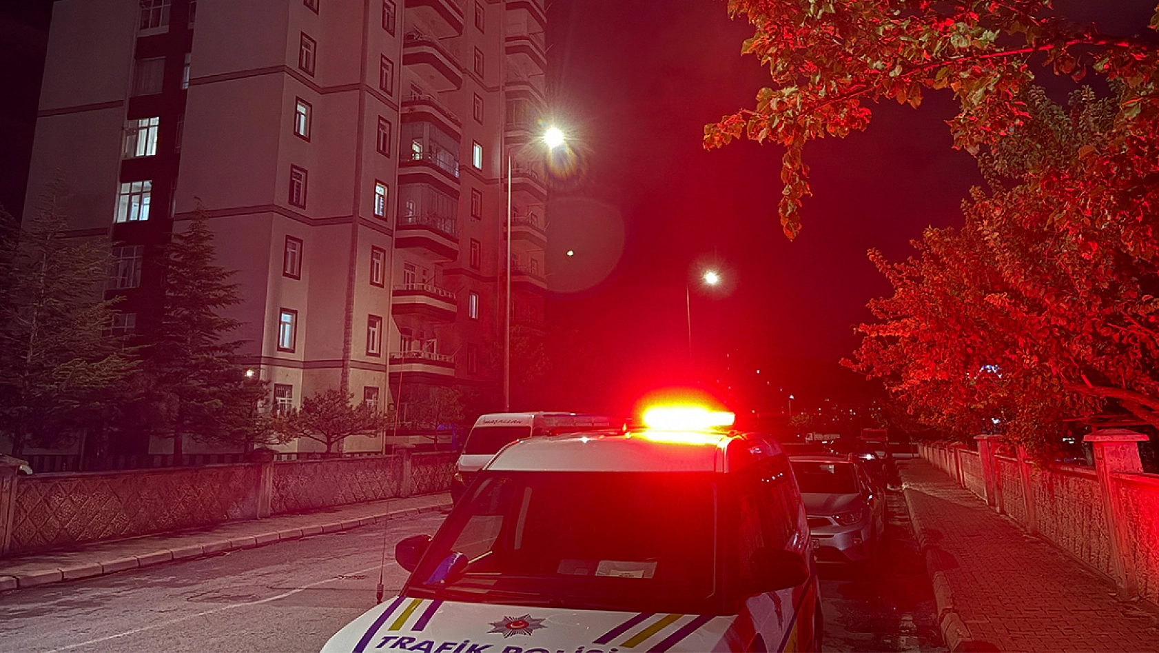 Kadın evinde hayatını kaybetmiş halde bulundu