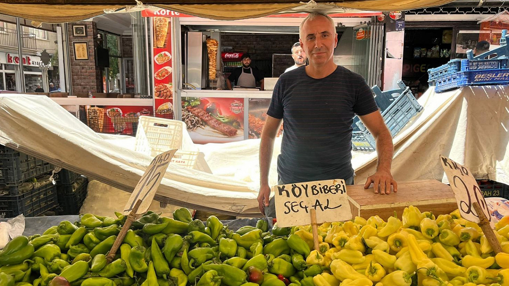 Elazığ'ın pazartesi pazarında güncel sebze-meyve fiyatları