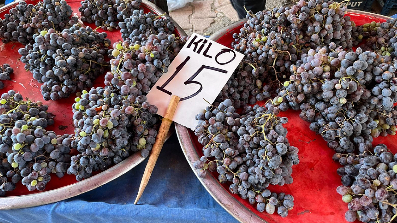 Elazığ'ın salı pazarında güncel sebze-meyve fiyatları