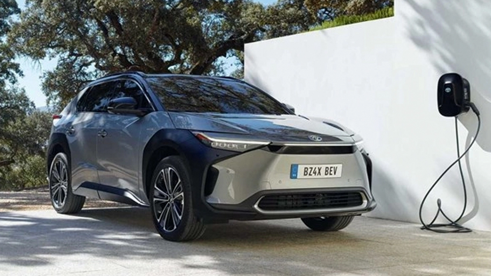 Toyota'dan elektrikli araçta devrim