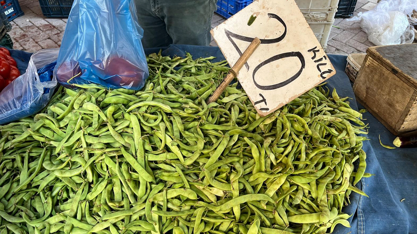 Elazığ'ın salı pazarında güncel sebze-meyve fiyatları