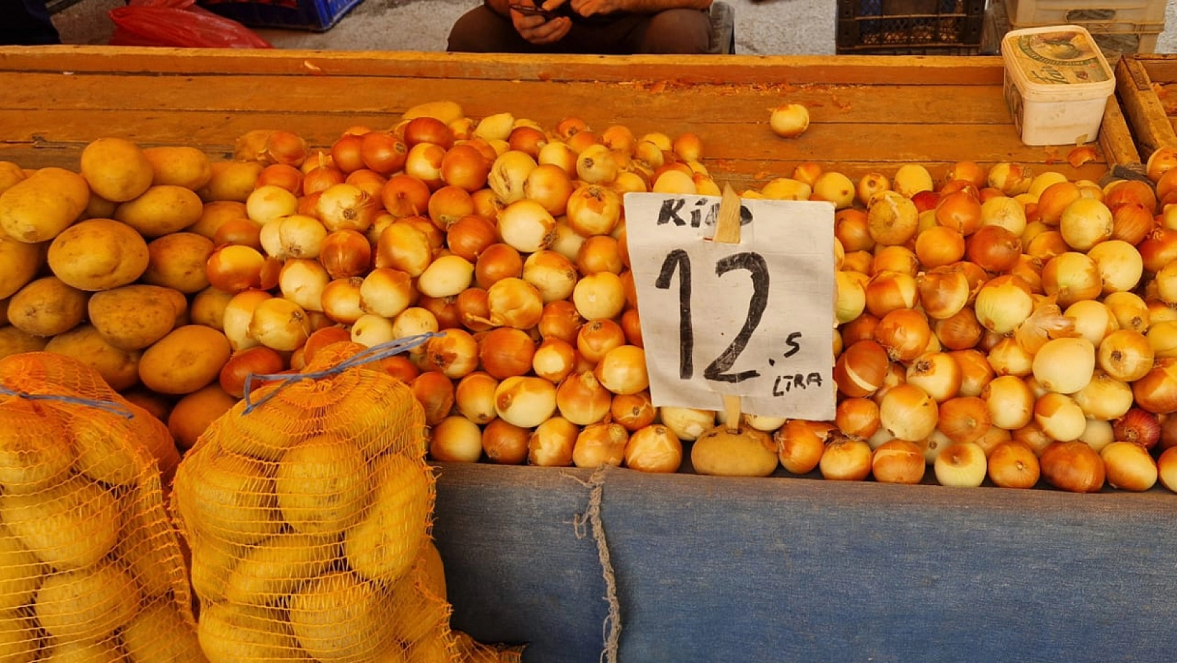 Elazığ'da haftanın ilk gününde pazar fiyatları ne durumda?