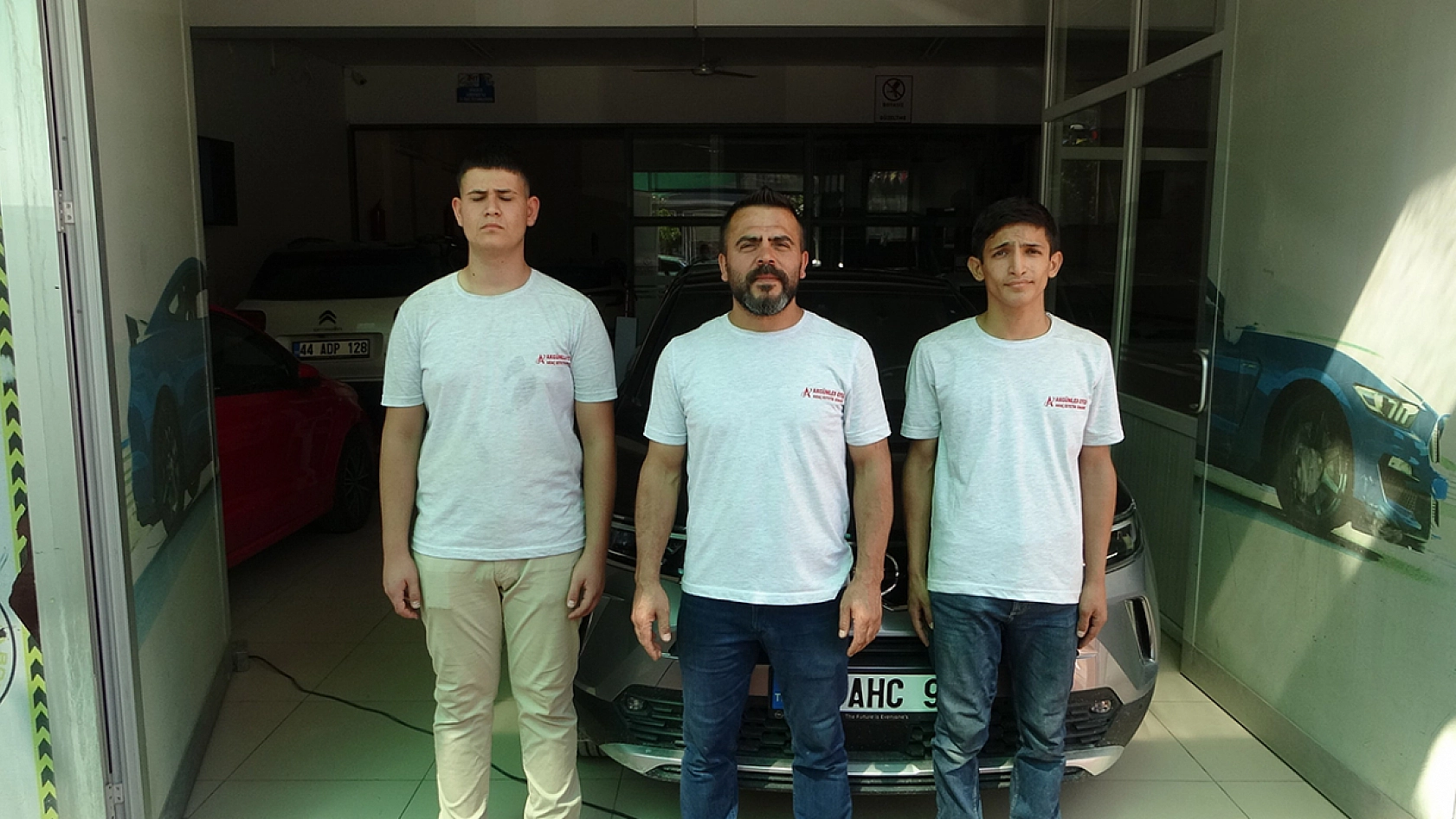 Malatya'da sıra dışı yöntemiyle kaporta düzeltme
