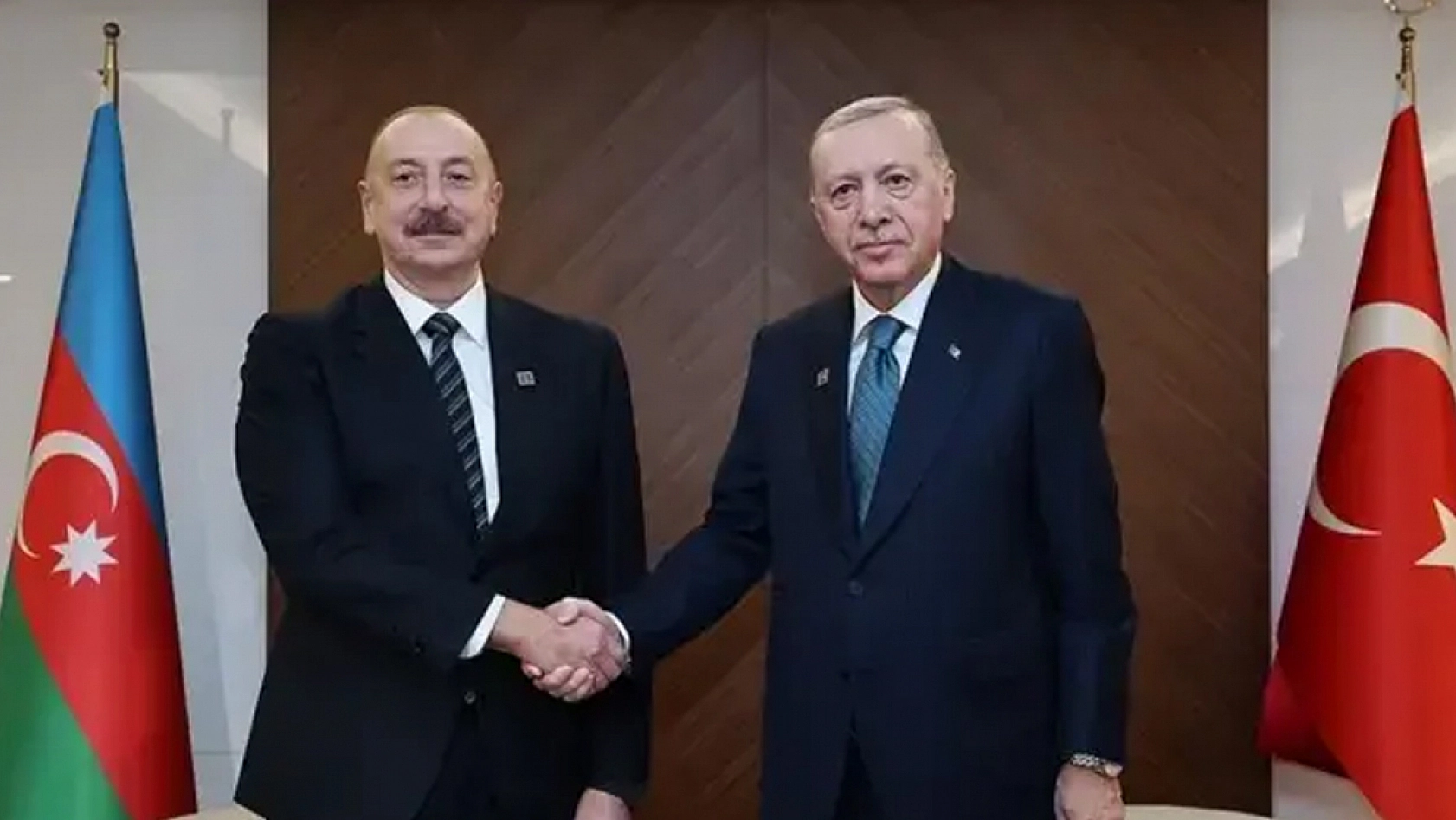 Gürcistan'da düşen Türk askeri kargo uçağının enkazına ulaşıldı