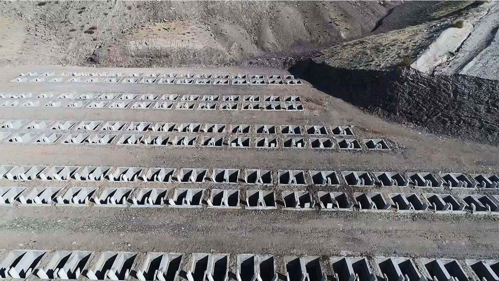 Elazığ'da Dijital Mezar Ziyareti: fotoğrafını gör, duanı okut